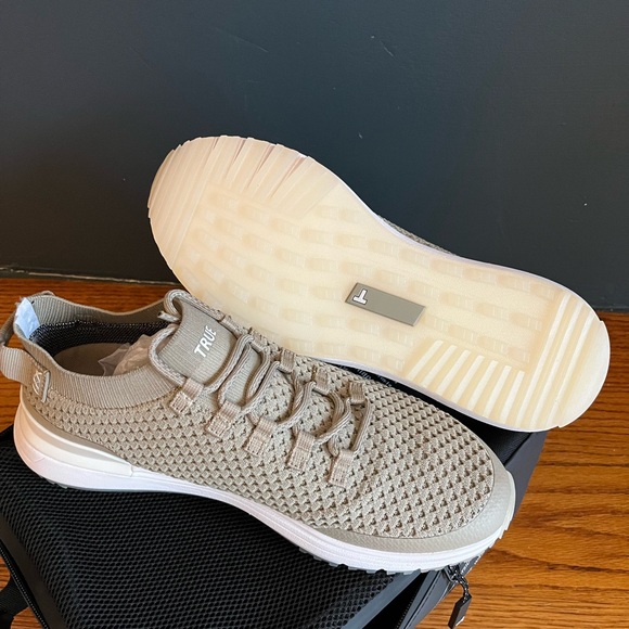 TRUE Linkswear Lux Sport spikeless golf shoes Sz.9 - Picture 3 of 7